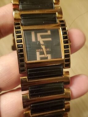Vintage Y2K Police "Side Avenue" Black Gold Men's Watch 11748L - AS IS